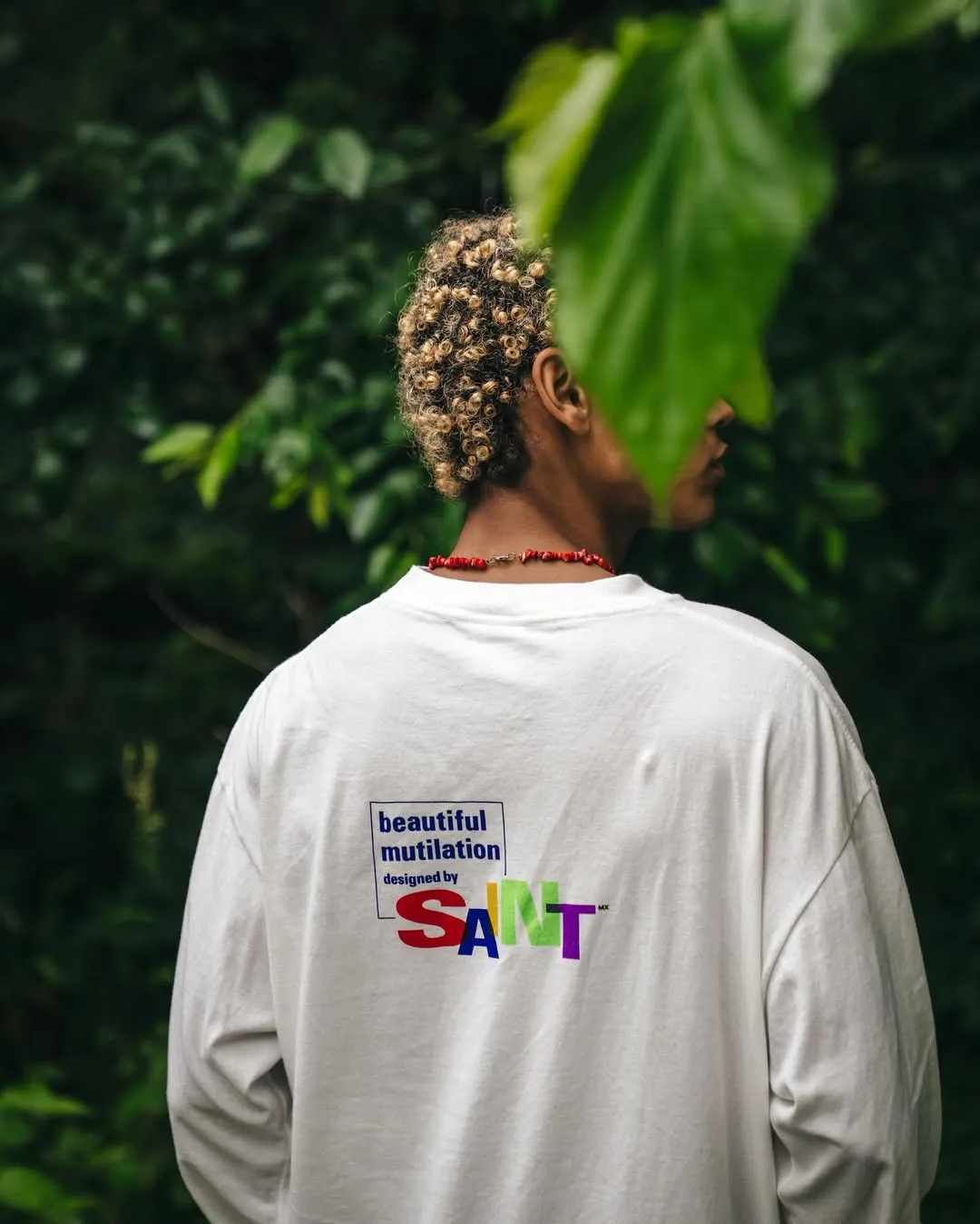 SAINT Mxxxxxx LS TEE/BEAUTIFUL SAINT/WHT Colorful SAINT slogan long-sleeved TEE White S-XL Cylindrical side seamless fabric Really made with care! Domestic printing factory OEM, original water slurry non-touch printing process, correct version, correct main mark/wash mark/little angel anti-counterfeiting mark